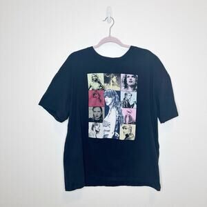 Taylor Swift The Eras Tour Official Merchandise Black Tee Size XL